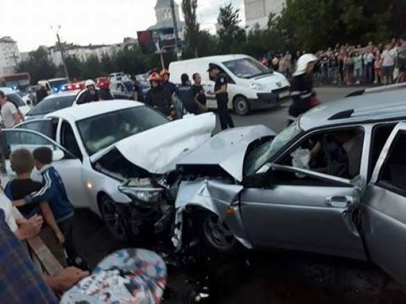 В Ивано-Франковской области пьяный патрульный спровоцировал ДТП (ФОТО) | Русская весна