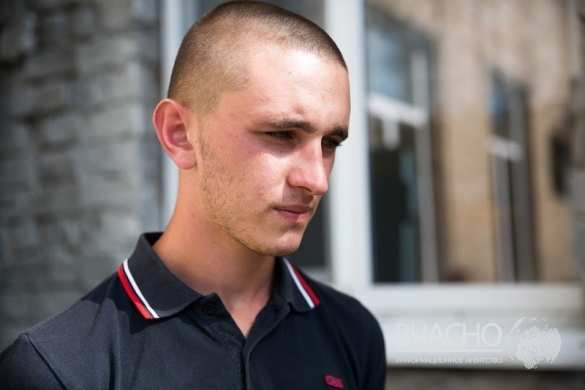 За выкрик «Слава Украине» «патриоту» разбили голову в оккупированной части Донбасса (ФОТО) | Русская весна