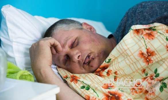 За выкрик «Слава Украине» «патриоту» разбили голову в оккупированной части Донбасса (ФОТО) | Русская весна