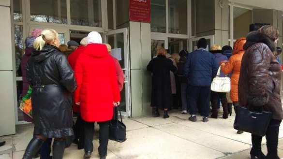 На некоторых избирательных участках ДНР стоят очереди (+ВИДЕО, ФОТО) | Русская весна