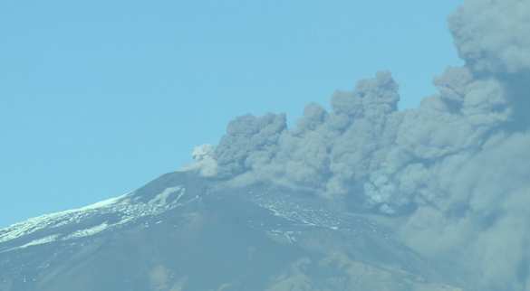 Извержение Этны видно из космоса (ФОТО, ВИДЕО) | Русская весна