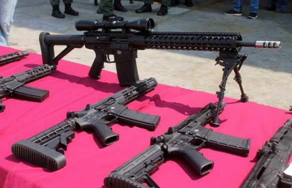 В Венесуэле задержали крупную партию оружия из США, предназначавшуюся для местного «майдана» (+ФОТО) | Русская весна