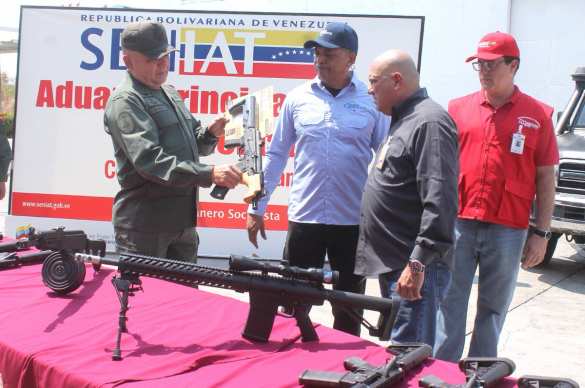 В Венесуэле задержали крупную партию оружия из США, предназначавшуюся для местного «майдана» (+ФОТО) | Русская весна