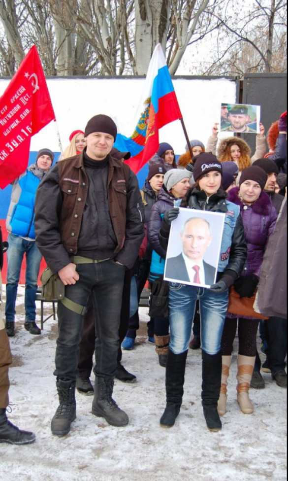 В ЛНР прошёл митинг в поддержку Кадырова (ФОТО, ВИДЕО) | Русская весна
