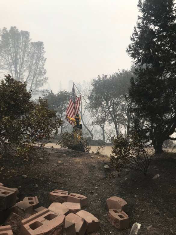 Калифорния в аду: 1276 пропавших, 76 погибших и штат продолжает гореть (ФОТО, ВИДЕО) | Русская весна