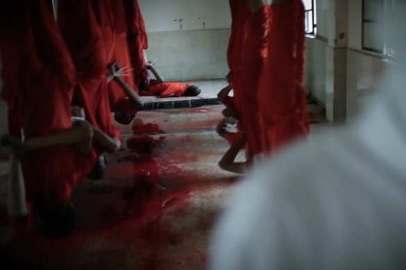 Кровавая бойня: ИГИЛ публикует кадры самой чудовищной казни (ФОТО 18+) | Русская весна