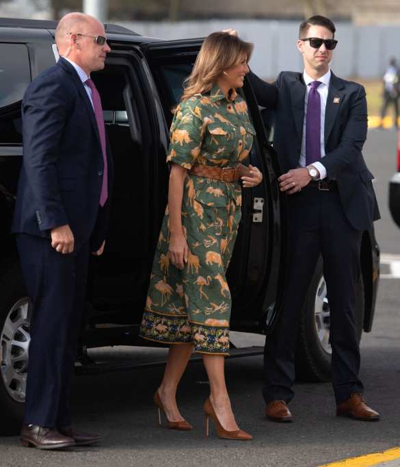 Мелания Трамп разъярила Сеть своим «костюмом колонизатора» в Африке (ФОТО) | Русская весна