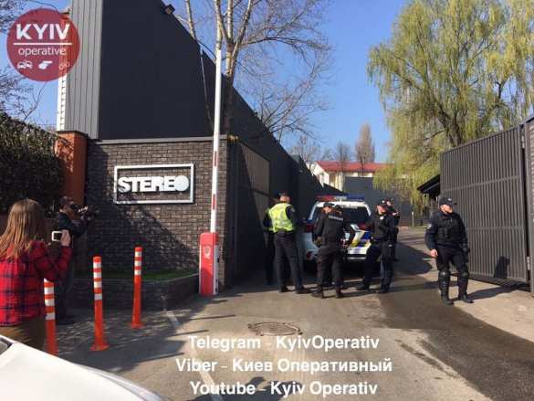 В Киеве едва не сожгли один из клубов из-за российских артистов (ФОТО, ВИДЕО) | Русская весна