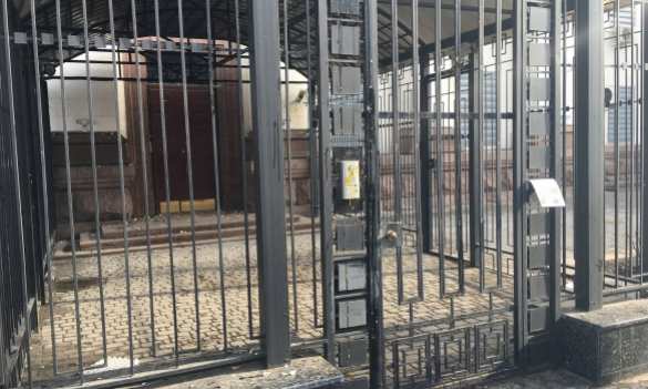 СРОЧНО: Посольство России в Киеве забросали яйцами (ФОТО, ВИДЕО) | Русская весна