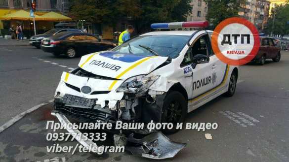 Новое серьезное ДТП с участием патрульного авто в Киеве (ФОТО) | Русская весна