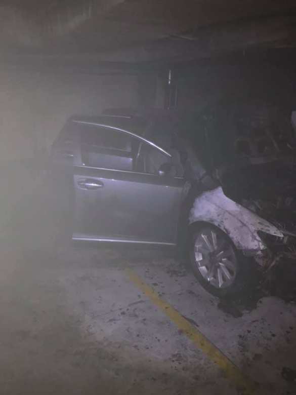 В Киеве сожгли машину адвоката российских политзаключённых (ФОТО, ВИДЕО) | Русская весна