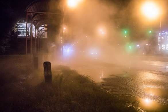 Кто сказал, что в Киеве нет горячей воды? В Киеве прорвало трубы с горячей водой (ФОТО) | Русская весна