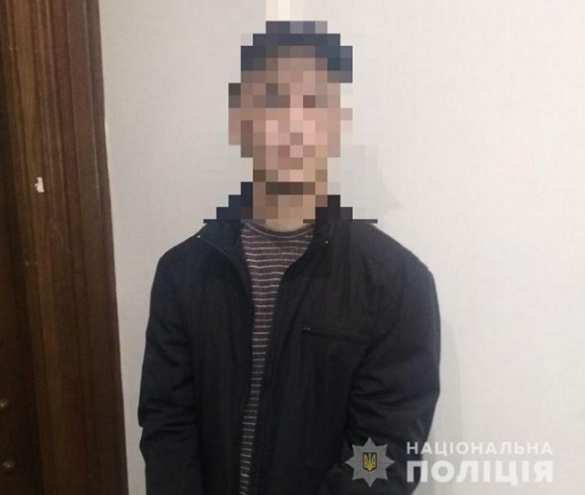 Здание Генпрокуратуры Украины забросали камнями (ФОТО) | Русская весна