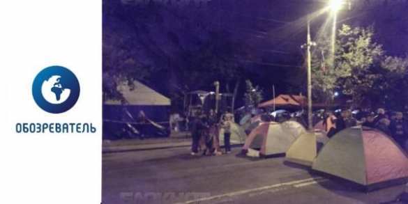 В Молдавии протестующие перекрыли центральный бульвар Кишинева (+ФОТО) | Русская весна