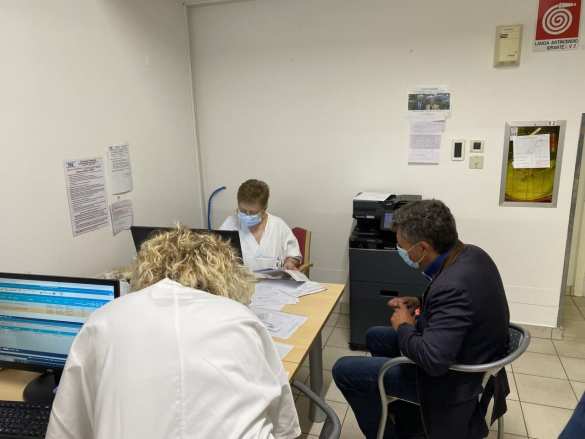 Немецкий политик привился «Спутником V» и сражается за признание вакцины в Европе (ФОТО, ВИДЕО) | Русская весна