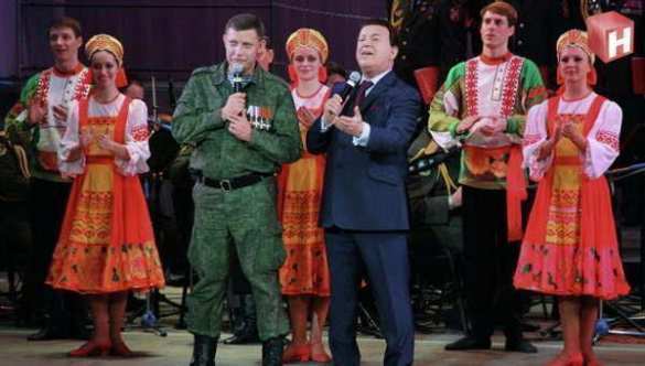 Иосиф Кобзон спел дуэтом с Александром Захарченко (фото, видео) | Русская весна