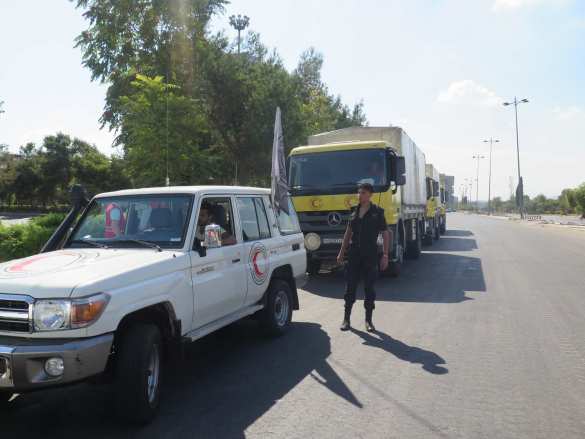 Сирия: Под защитой российских военных первый конвой ООН прибыл в Кабун — репортаж РВ (ФОТО)   | Русская весна
