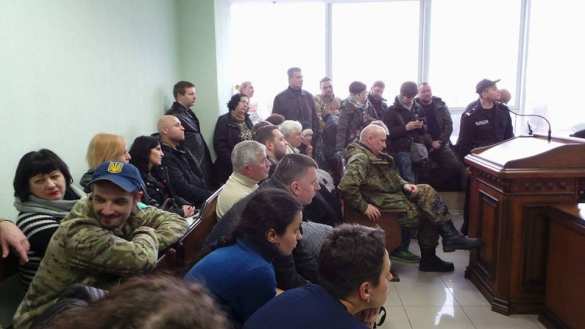 Суд отменил домашний арест организатору погромов российских банков в Киеве (ФОТО) | Русская весна