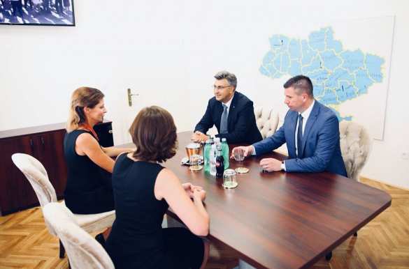 Хорваты открыли консульство Украины «с ошибкой» (ФОТО) | Русская весна