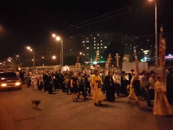 Неонацисты и Аваков посрамлены: десятки тысяч верующих восточного и западного крыла Крестного хода вошли в Киев (+ФОТО, ВИДЕО) | Русская весна