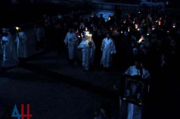 Крестный ход и первомайская демонстрация: как празднует Донецк (ФОТО, ВИДЕО) | Русская весна