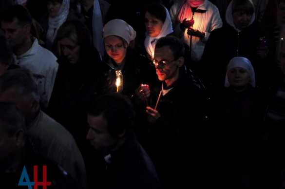Крестный ход и первомайская демонстрация: как празднует Донецк (ФОТО, ВИДЕО) | Русская весна