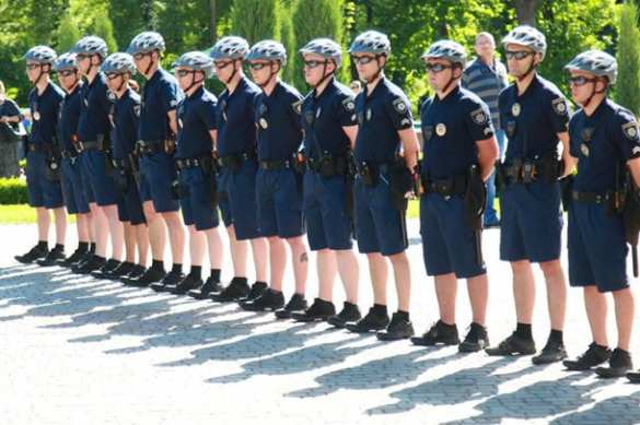 В Кривом Роге «копов» посадили на велосипеды (ФОТО, ВИДЕО) | Русская весна