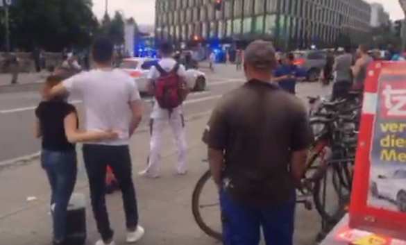 Бойня в Мюнхене: в торговом центре убиты 15 человек (ФОТО, ВИДЕО 18+) | Русская весна