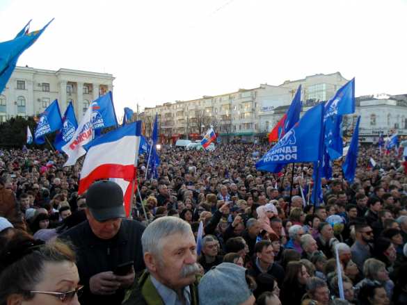 Русская весна, непопулярные законы и настроения крымчан через 5 лет в составе России (ФОТО) | Русская весна