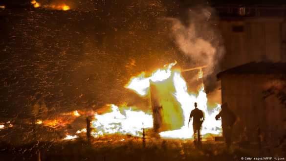 Во Франции после массовой драки сгорел дотла лагерь беженцев (ФОТО, ВИДЕО) | Русская весна