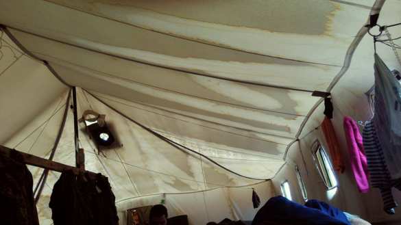 Лагерь ВСУ, построенный по стандартам НАТО, смыло ливнем (ФОТО) | Русская весна