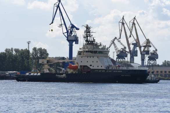 Ходовые испытания: ледокол «Илья Муромец» вышел в море (ФОТО) | Русская весна