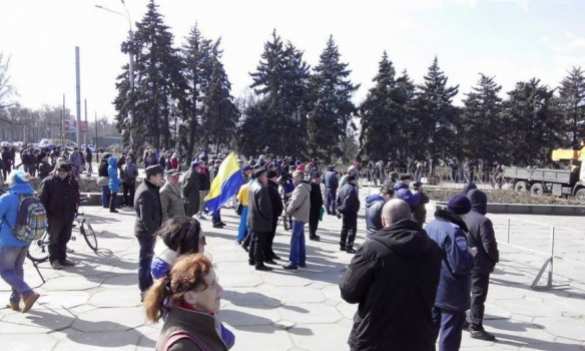 В Запорожье демонтируют самый большой на Украине памятник Ленину (ФОТО, ОНЛАЙН-ТРАНСЛЯЦИЯ) | Русская весна