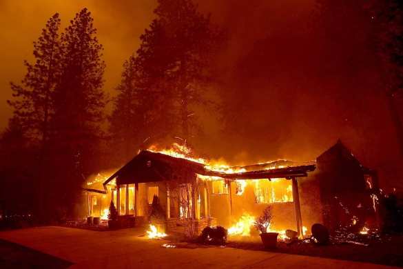 Жуткие кадры: страшный пожар уничтожил более 7600 домов в США (+ВИДЕО, ФОТО) | Русская весна