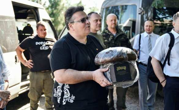 Глава МИД Литвы приехал на линию соприкосновения на Донбассе (ФОТО) | Русская весна