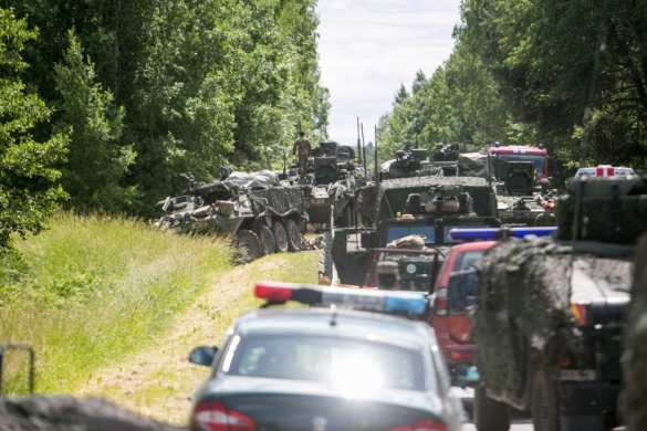 В Литве столкнулись четыре военных бронемашины (ФОТО) | Русская весна