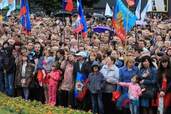 Празднование Дня Республики в ЛНР (ФОТОЛЕНТА+ВИДЕО) | Русская весна