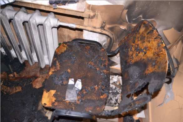 Народная любовь: Во Львове подожгли опорный пункт полиции (ФОТО) | Русская весна