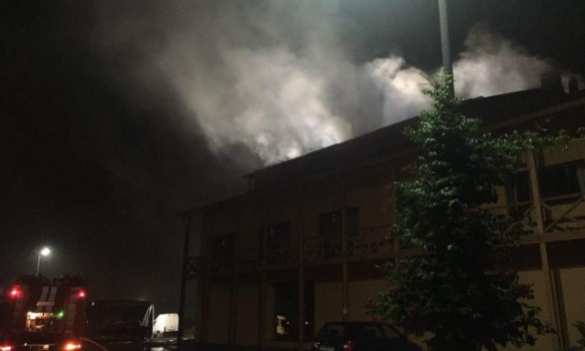 На Украине сгорела гостиница, есть пострадавшие (ФОТО, ВИДЕО) | Русская весна