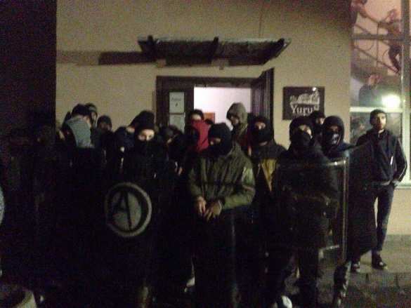 Во Львове неонацисты «Правого сектора» напали на леворадикальных активистов (ФОТО, ВИДЕО) | Русская весна