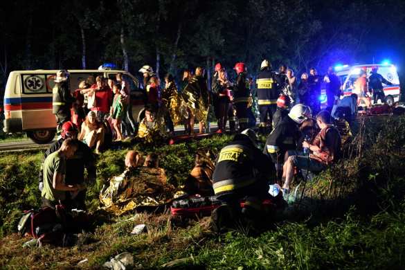 Украинский автобус с детьми упал со склона в Польше: есть погибшие (ФОТО) | Русская весна