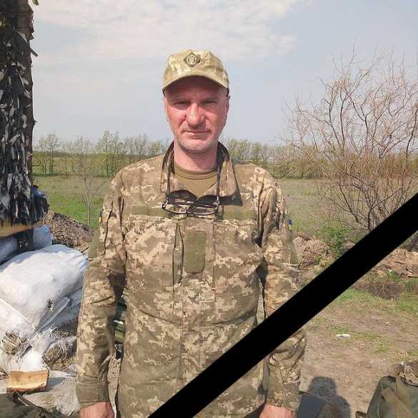 Во Львове помпезно похоронили уничтоженного на Донбассе «ВСУшника» (ФОТО) | Русская весна