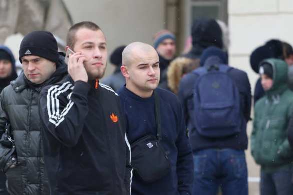 Львовский майдан: боевики «Азова» собрались у здания горсовета (ФОТО, ВИДЕО) | Русская весна