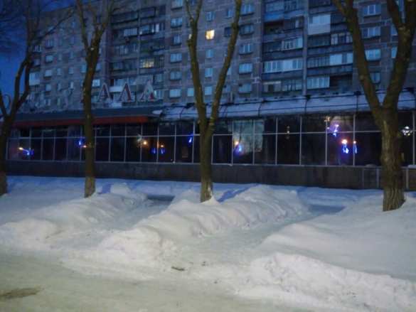 Беда не приходит одна: в Магнитогорске из-за пожара эвакуированы жильцы дома, где обрушился подъезд (ФОТО) | Русская весна