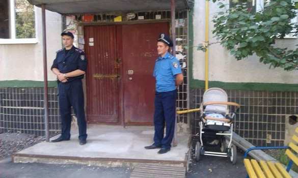 Харьков митингует: толпы фашистов против бесстрашных девушек, женщин и стариков (фото, видео) | Русская весна