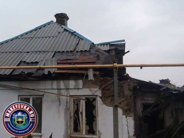 Разрушенные дома, поврежденный газопровод, уничтоженное имущество — последствия страшного ночного обстрела Макеевки (ФОТО) | Русская весна