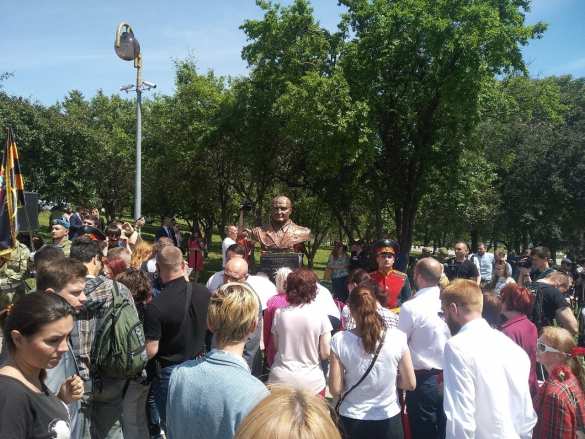 В ДНР открыли памятник легендарному «Мамаю» (ФОТО, ВИДЕО) | Русская весна