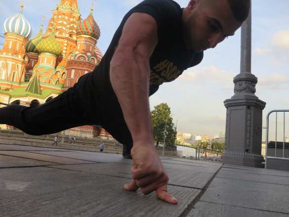 Армянский спортсмен — тренер из Москвы побил рекорд Брюса Ли (ФОТО, ВИДЕО) | Русская весна