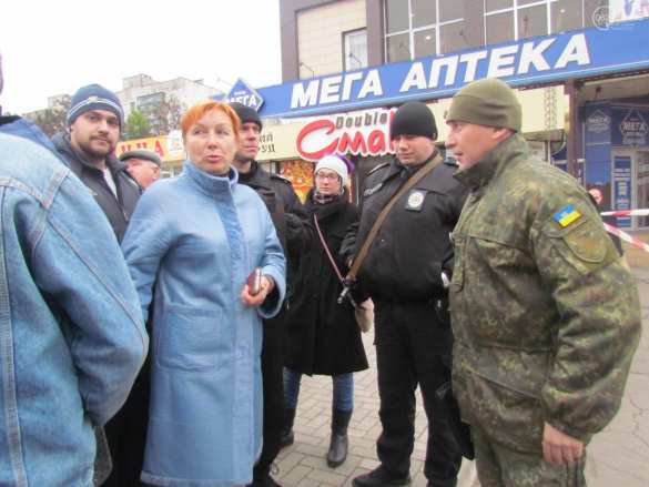 «Вы фашисты!»: в Мариуполе со скандалом демонтируют памятник городам-героям (ФОТО, ВИДЕО) | Русская весна