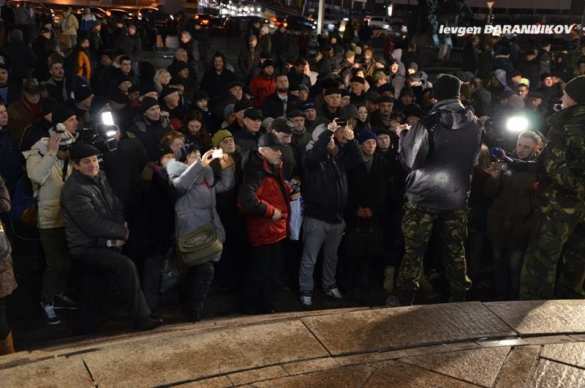 На третьем Майдане продолжают оставаться люди (ФОТО, ВИДЕО) | Русская весна